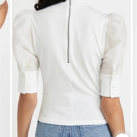 🌞 Alice + Olivia Mckayla Turtleneck Crop Top 🤍🤍 - Picture 2 of 6